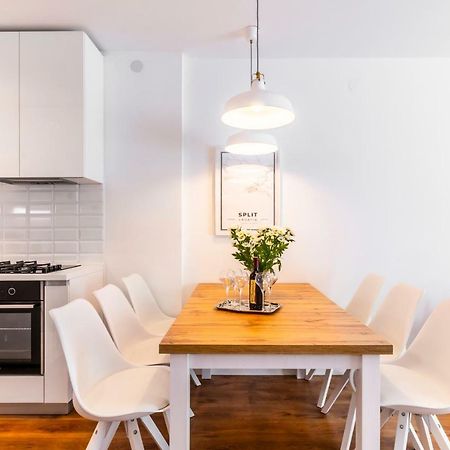 Apartment In Centre For 6 Split Buitenkant foto