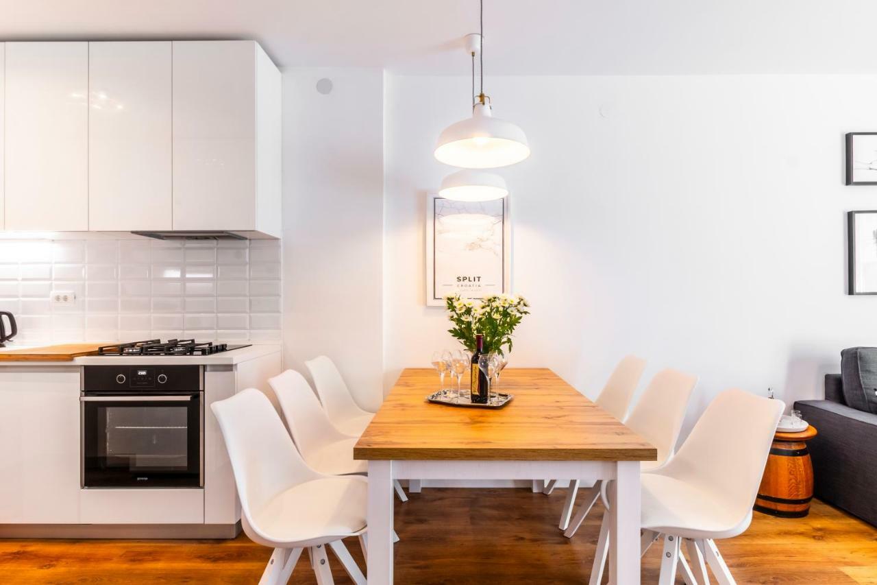 Apartment In Centre For 6 Split Buitenkant foto
