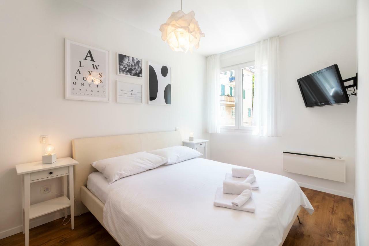 Apartment In Centre For 6 Split Buitenkant foto
